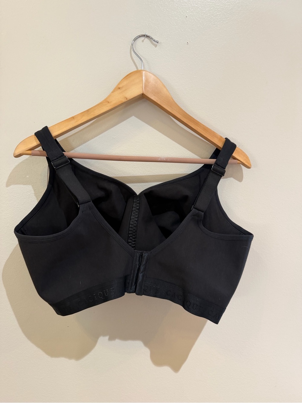 NWT Cacique Black Wireless Full Coverage Comfort Bra Size 44H - Picture 2 of 7